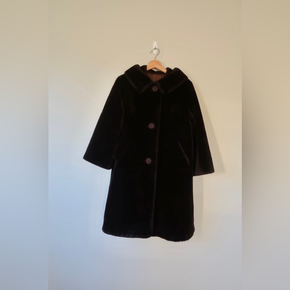 Fur coat - Picture 1 of 2